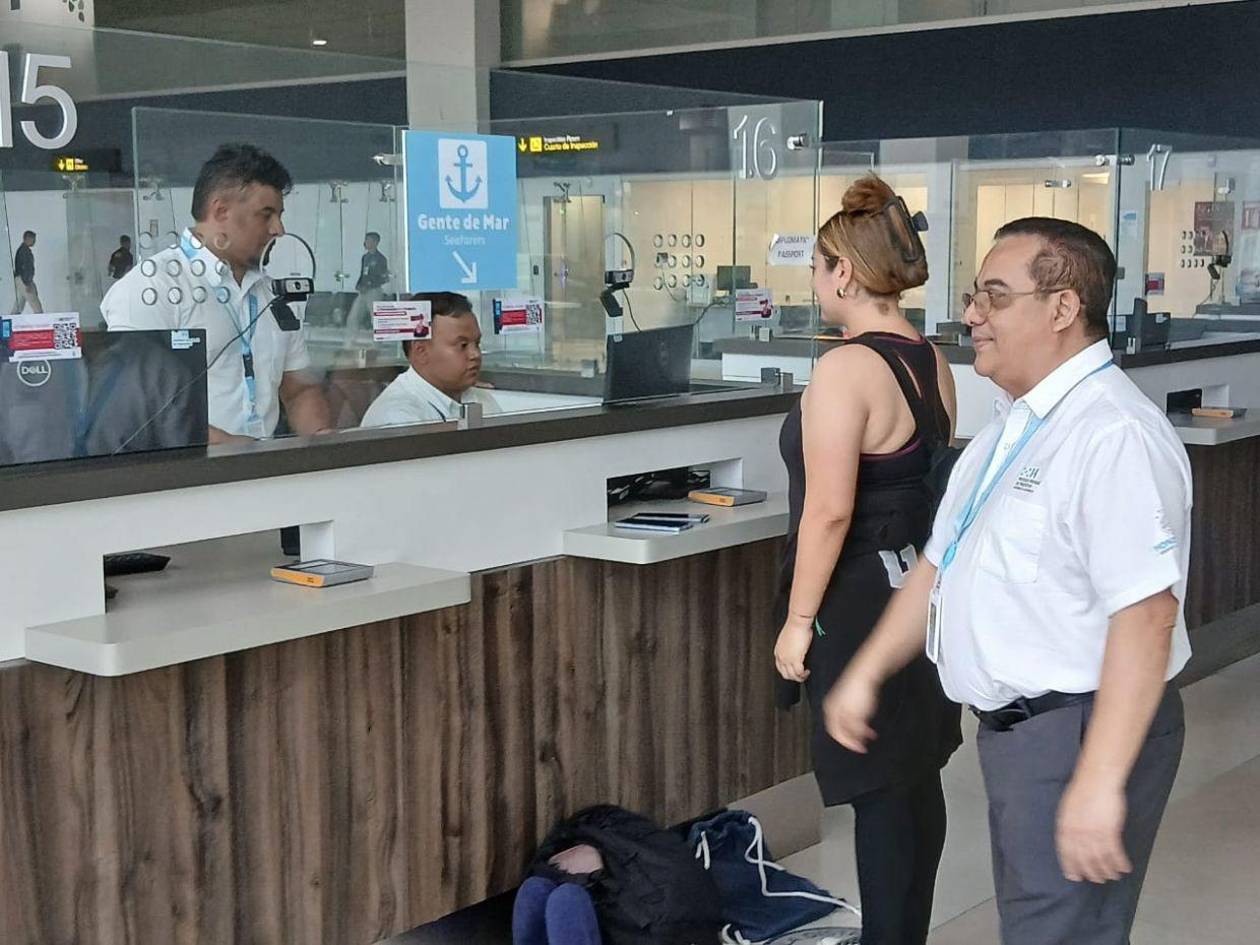 Honduras inaugura ventanilla de control migratorio para marinos en Palmerola