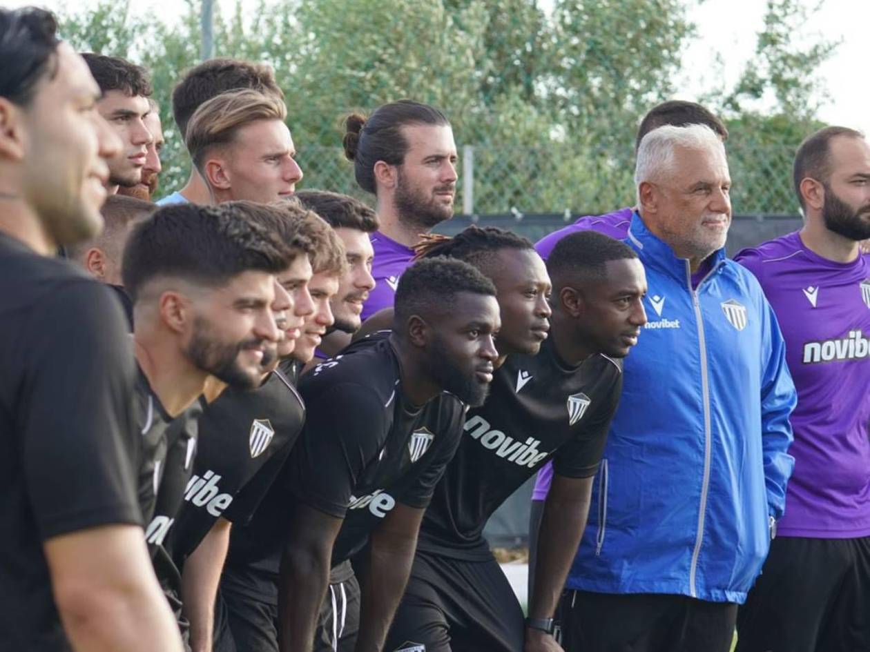 Futbolista hondureño es fichado por equipo de Grecia luego de ser recomendado por Alfredo Mejía