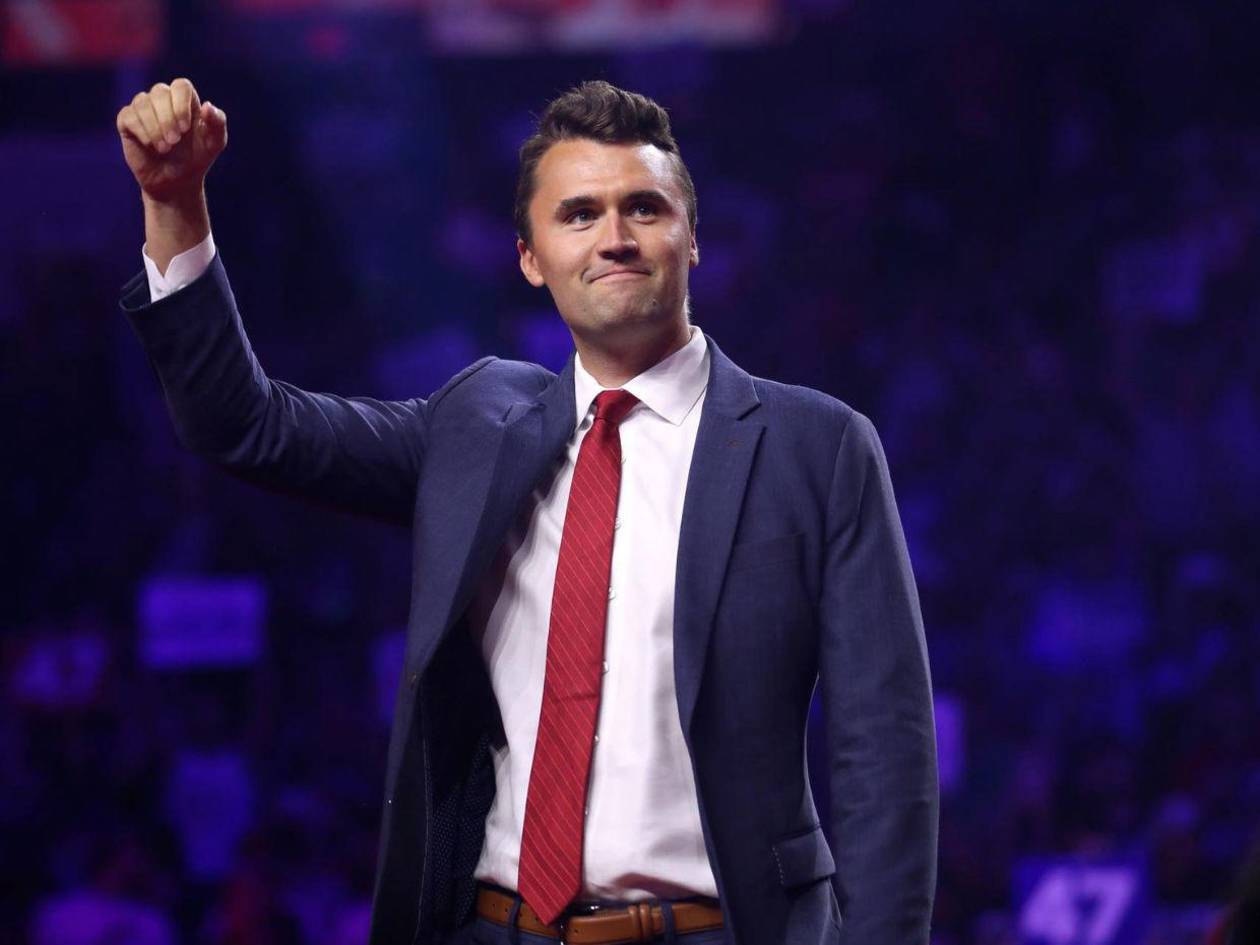 Murió Charlie Kirk tras recibir disparo en el cuello durante  evento de la universidad de Utah