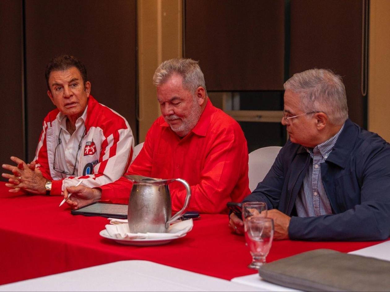 Liberales reafirman unidad y denuncian presiones políticas del oficialismo