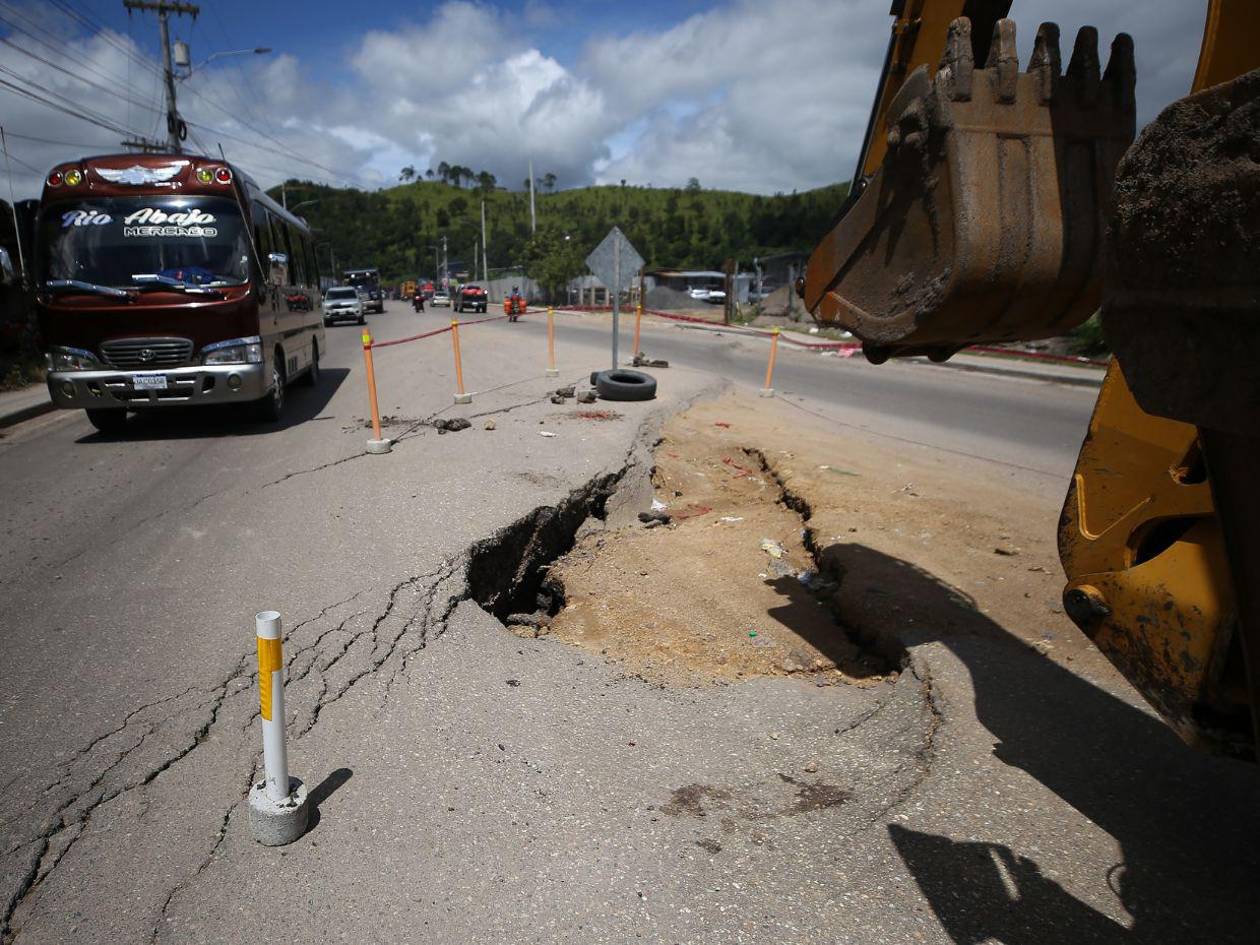 Falla geológica y mal estado de la carretera a Olancho preocupa a los pobladores
