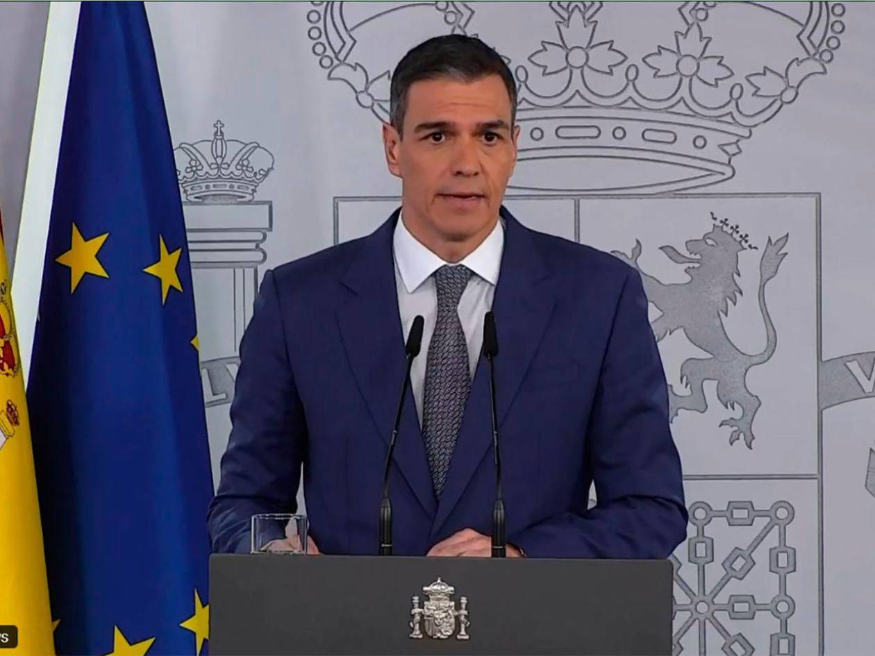 Sánchez no descarta ninguna hipótesis sobre el apagón