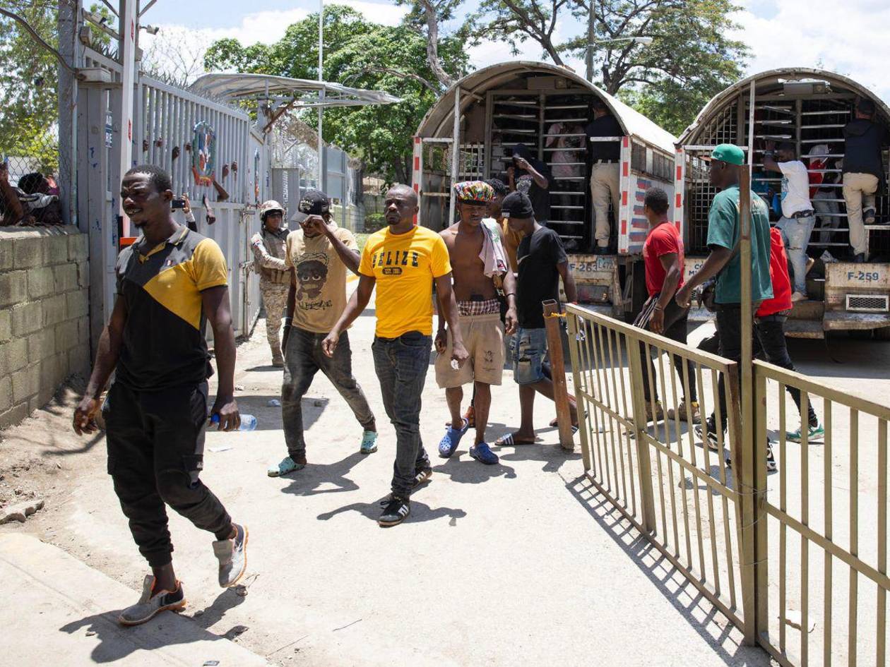 República Dominicana, deporta a más de 2, 000 haitianos desde hospitales