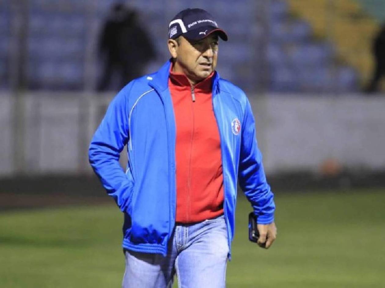 Árbitros denuncian a dirigente de Olimpia por esto que hizo en el clásico ante Motagua