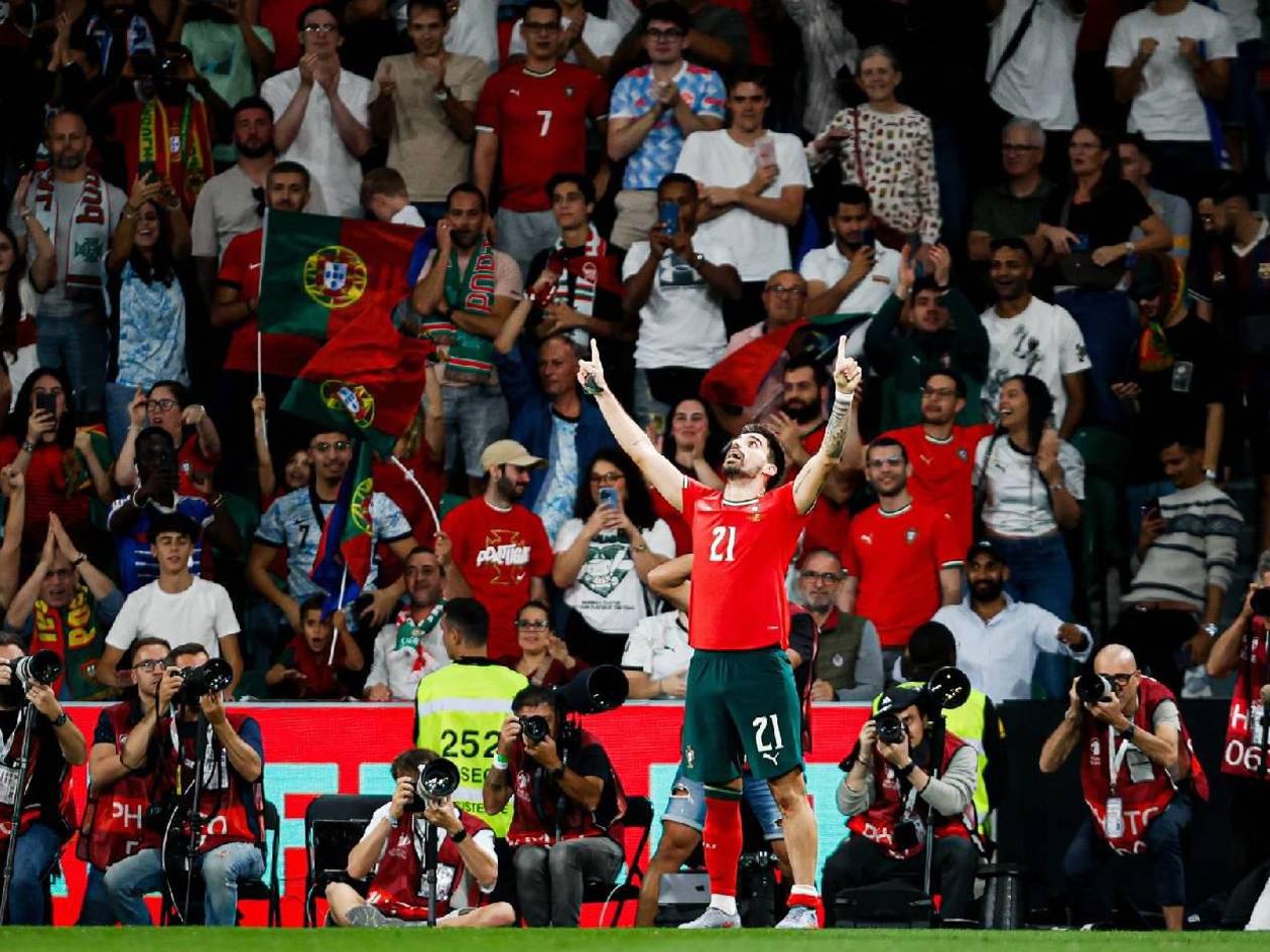 Portugal logra agónico triunfo ante Irlanda: Neves fue el héroe tras penal fallado de Ronaldo