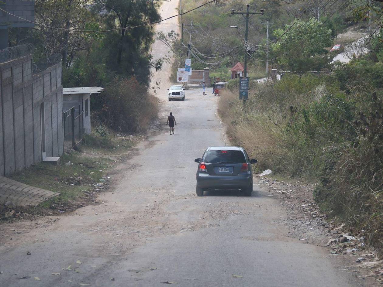 Habitantes exigen acción ante el deterioro vial en las colonias del sur de Tegucigalpa