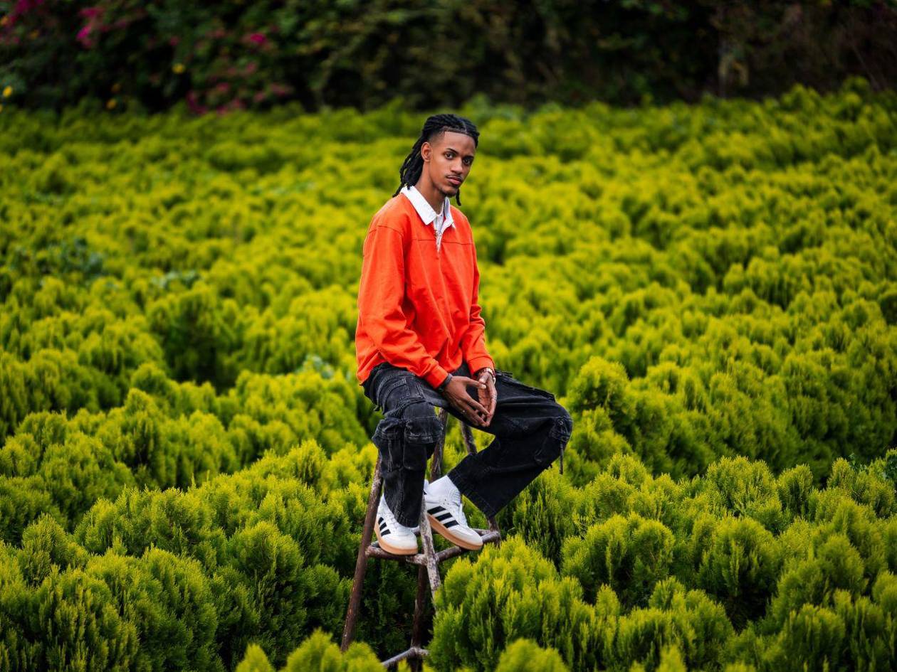 Emanuel Lara estrena “Esto es otra cosa”, su primer álbum musical