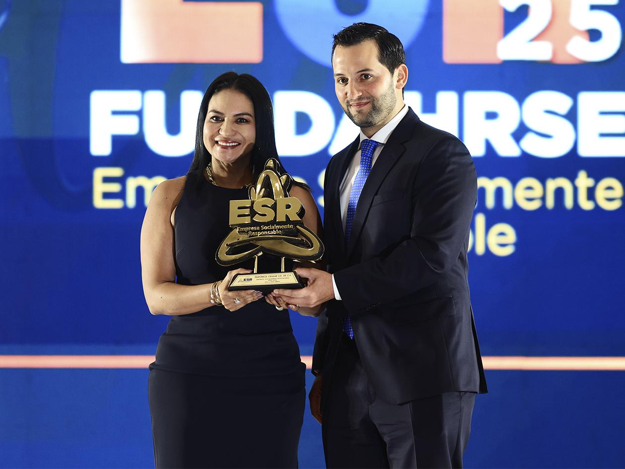 Tigo es galardonado por impulsar la inclusión digital y el desarrollo sostenible en Honduras