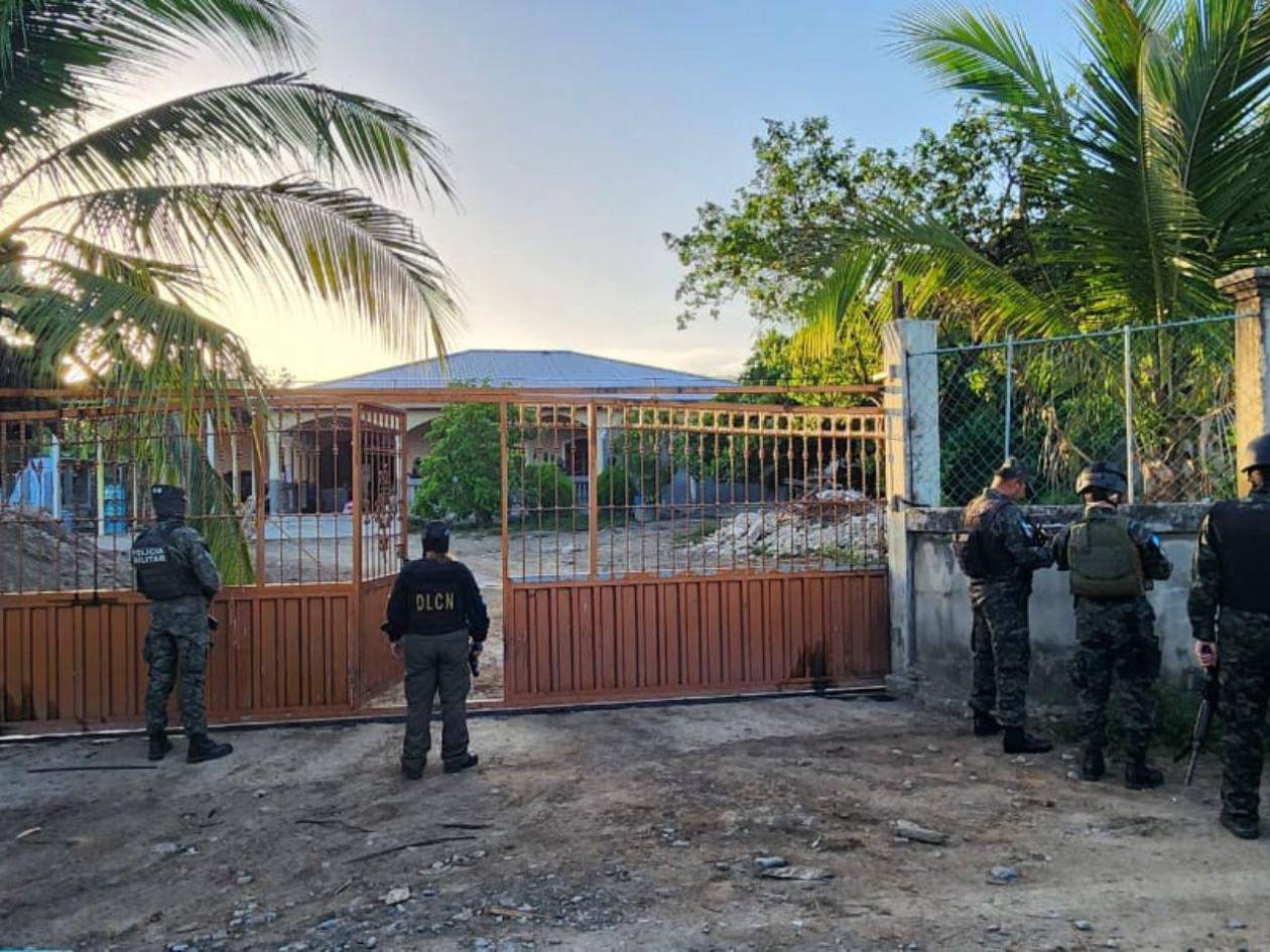 Ejecutan 11 allanamientos en Colón contra el clan Montes Bobadilla