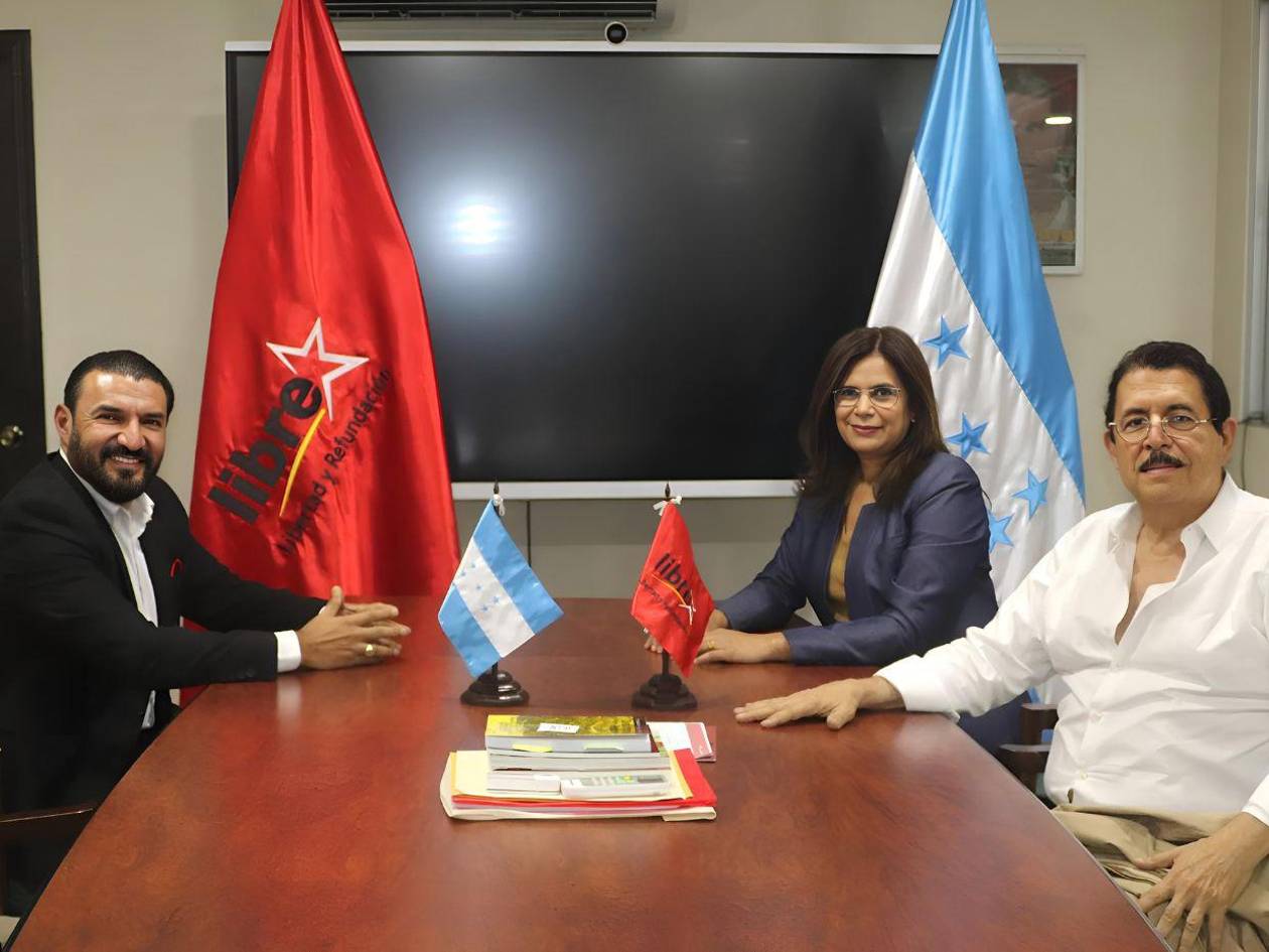 Rasel Tomé regresa a línea oficialista y entrega propuesta a coordinación de Libre