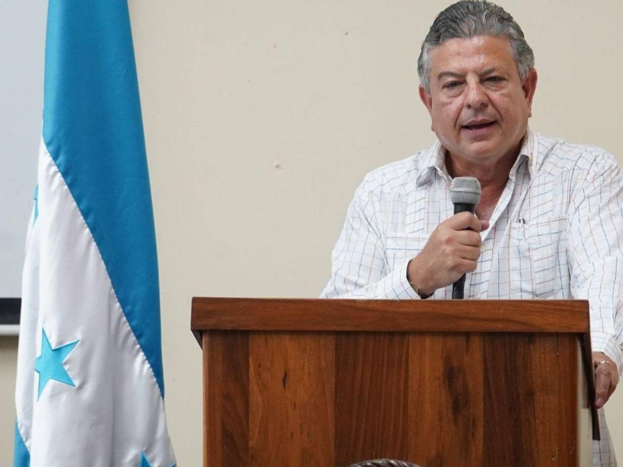 Vaquero: Diputados deben presentar informes de fondos de ONG, no Gobernación