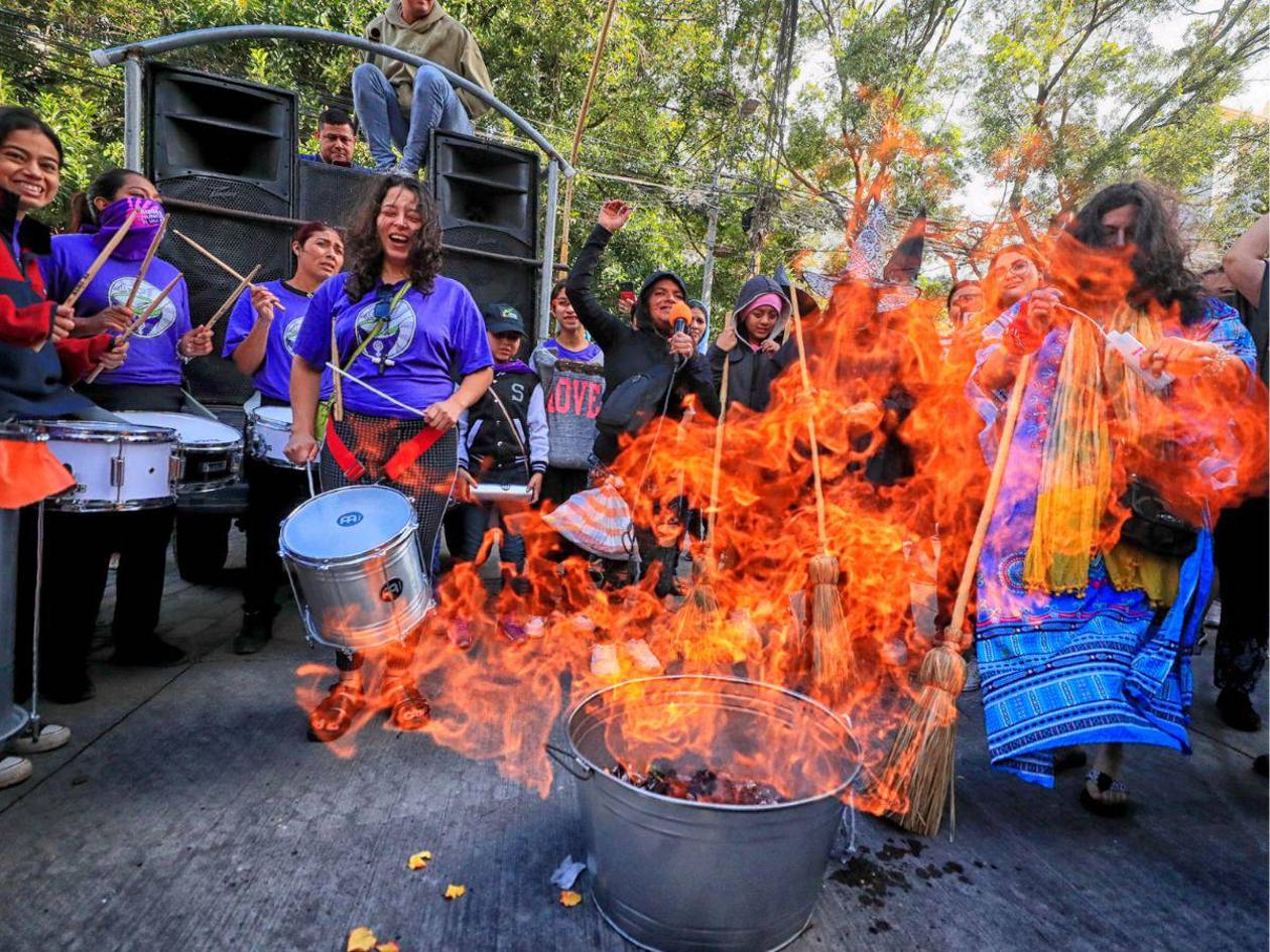 Mujeres hondureñas exigen justicia en su día tras el asesinato de 20 mujeres en lo que va de 2025