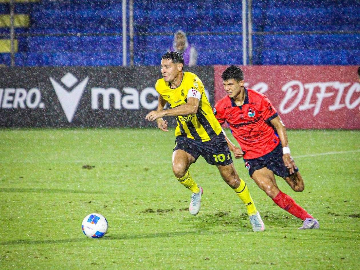 Real España cae ante Municipal y está al borde de la eliminación en Copa Centroamericana