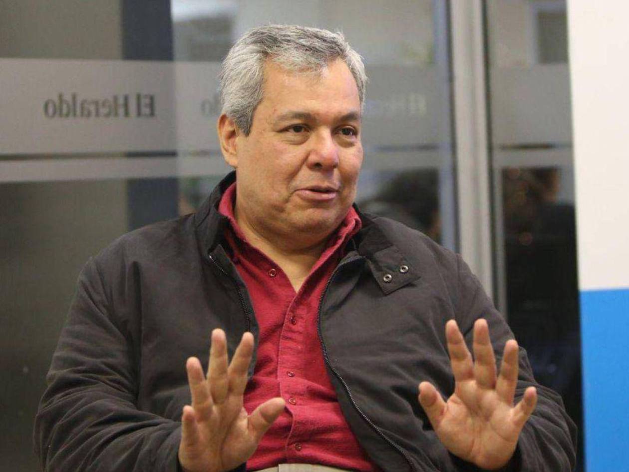 Dante Mossi, exdirector del BCIE, se pronuncia sobre caída de rampa en puente Juan Manuel Gálvez