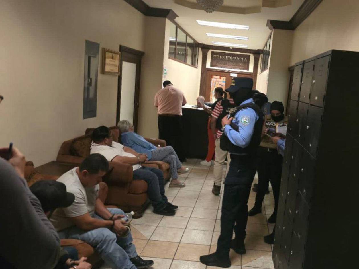 Dictan detención judicial contra tres acusados en el caso “Helios”