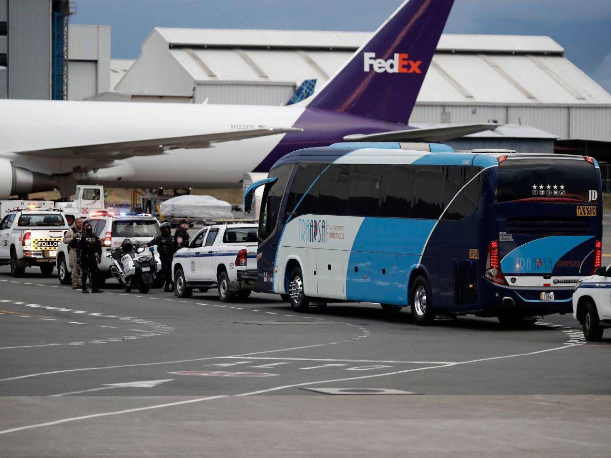 A las puertas de la deportación más de medio millón de migrantes desde EUA