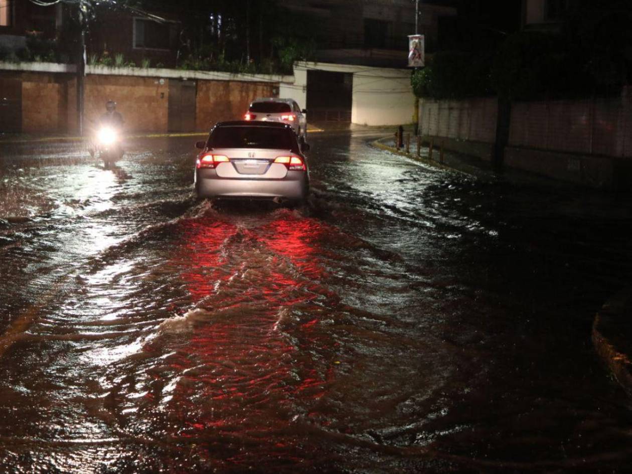 Copeco amplía por 24 horas más alertas por lluvias en Honduras