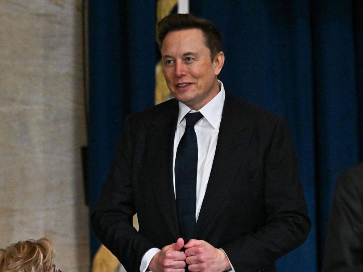 Casa Blanca asegura que Elon Musk es un “empleado gubernamental especial”