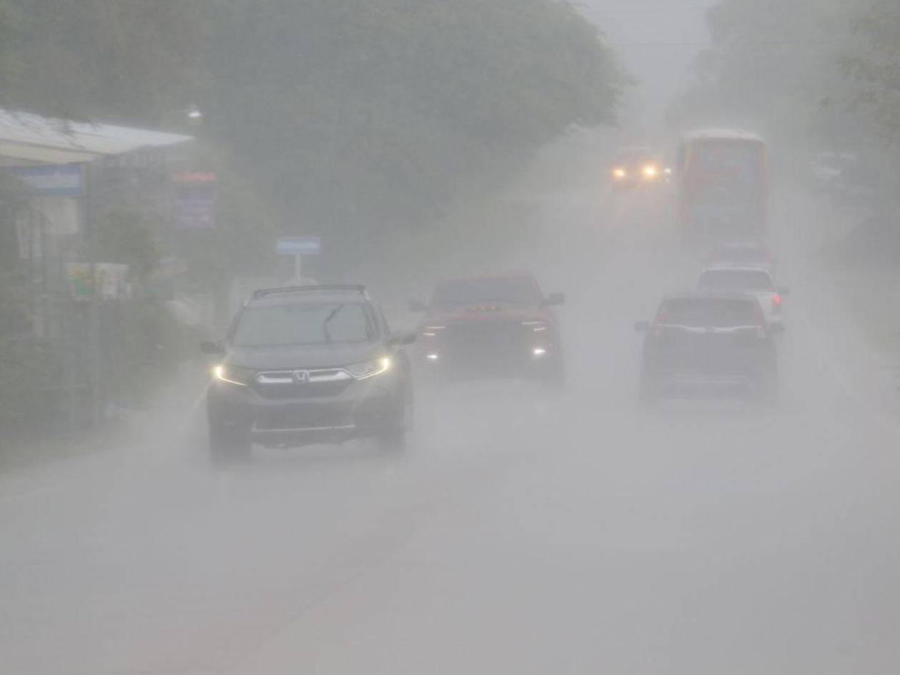 Lluvias persistirán en gran parte del país por influencia de una onda tropical