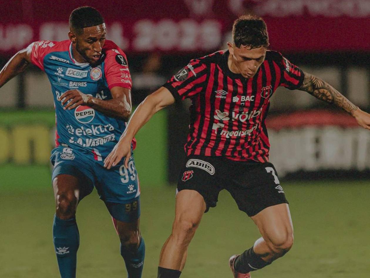 Alajuelense rescata empate ante Xelajú y deja todo para la vuelta en la final de Copa Centroamericana
