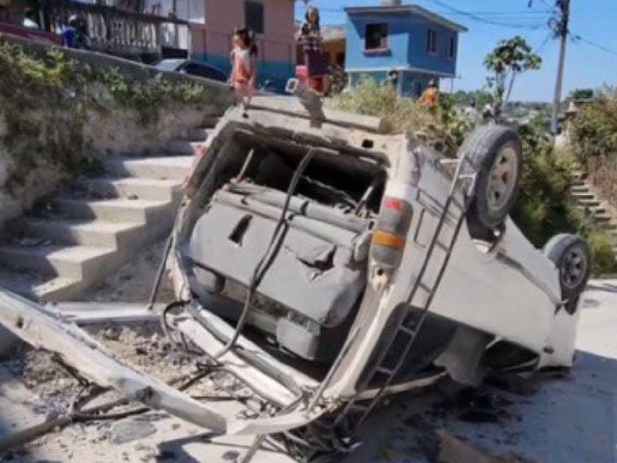 Volcamiento de “busito” deja al menos 15 heridos en Santa Rosa de Copán