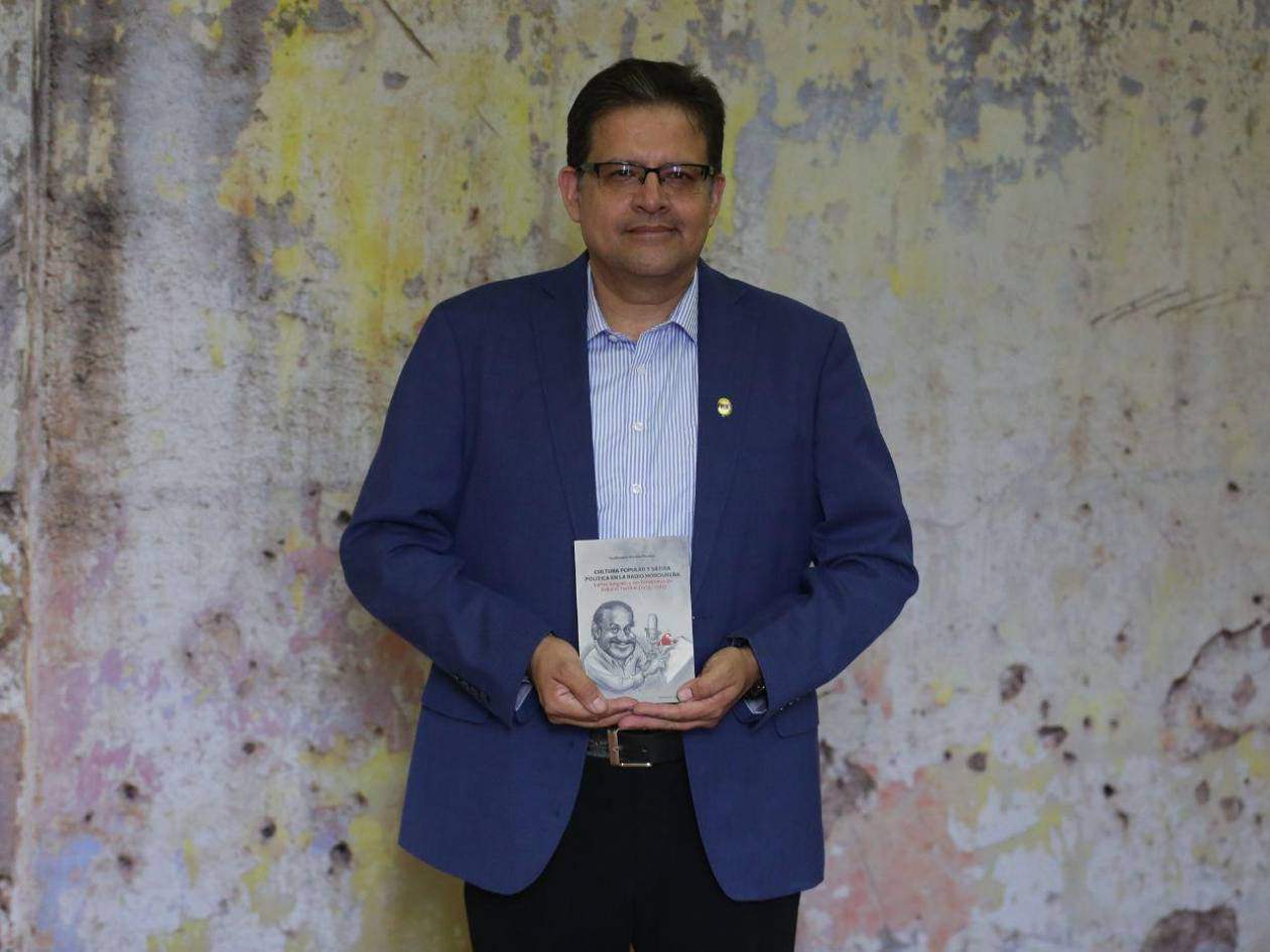 Guillermo Varela rinde homenaje a Carlos Salgado con su nuevo libro