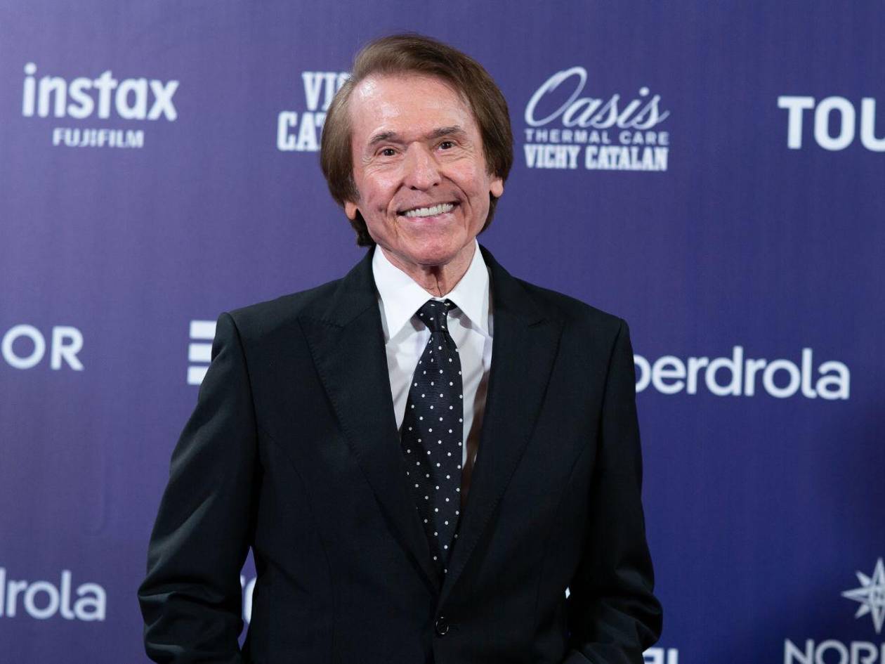 Raphael recibe el alta hospitalaria tras episodio cerebrovascular