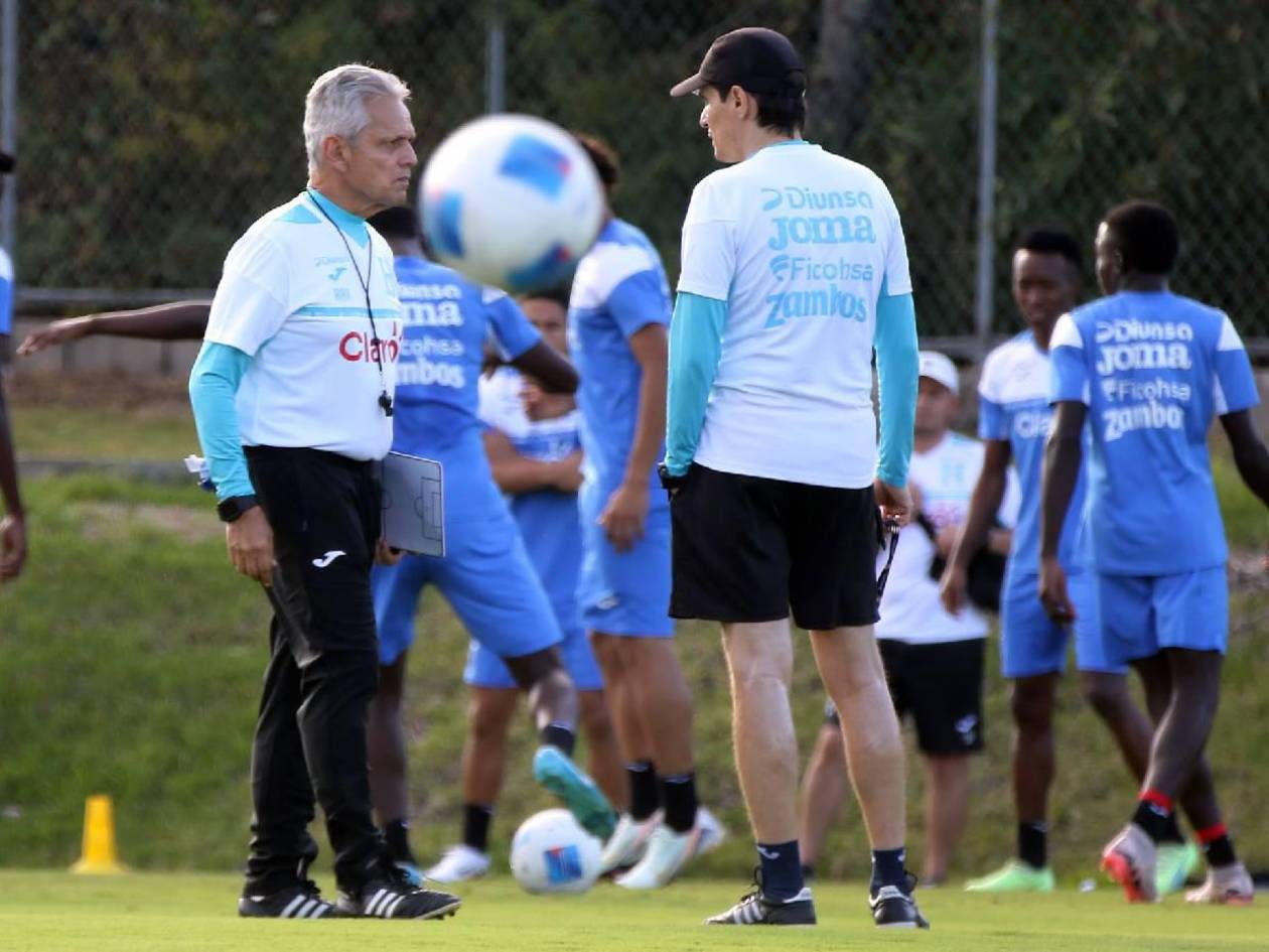 Rueda sorprende con sustituto en la convocatoria de Honduras tras lesión de Ricky Zapata