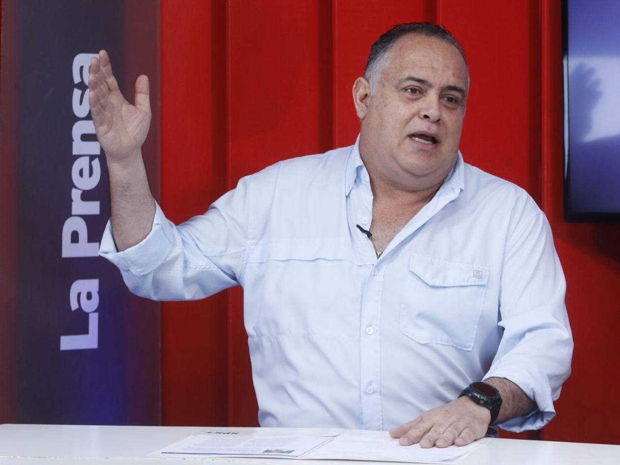 Armando Calidonio: “Si no hubiera llegado Messi, no hubiéramos tenido bacheo”