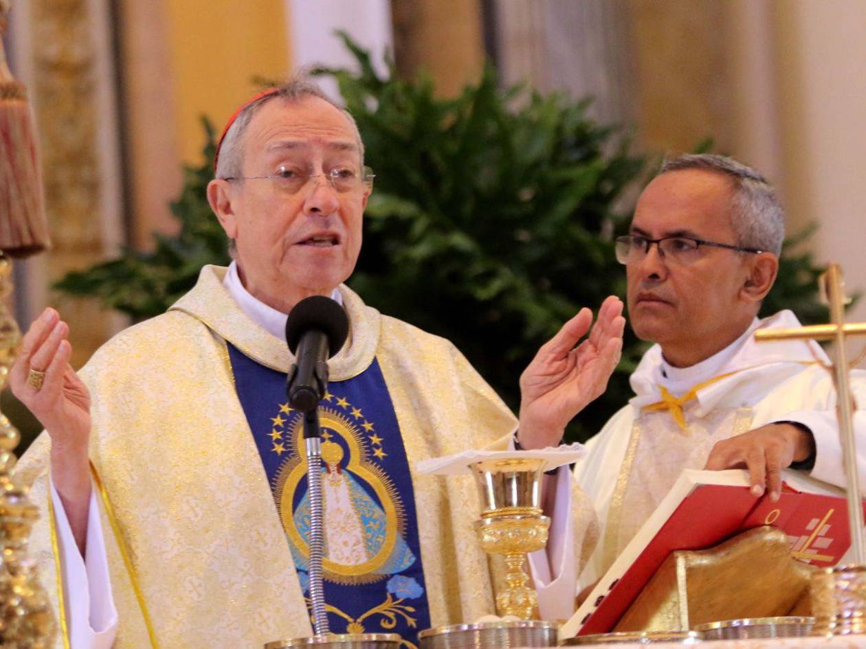 Cardenal Rodríguez a los políticos: hagan campañas positivas y con valores