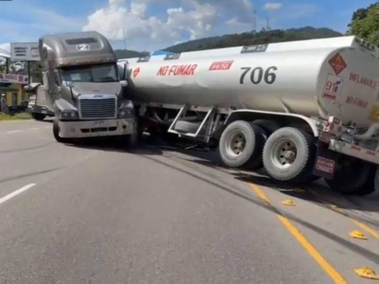 Dos rastras colisionan en la carretera CA-5 a la altura de Taulabé