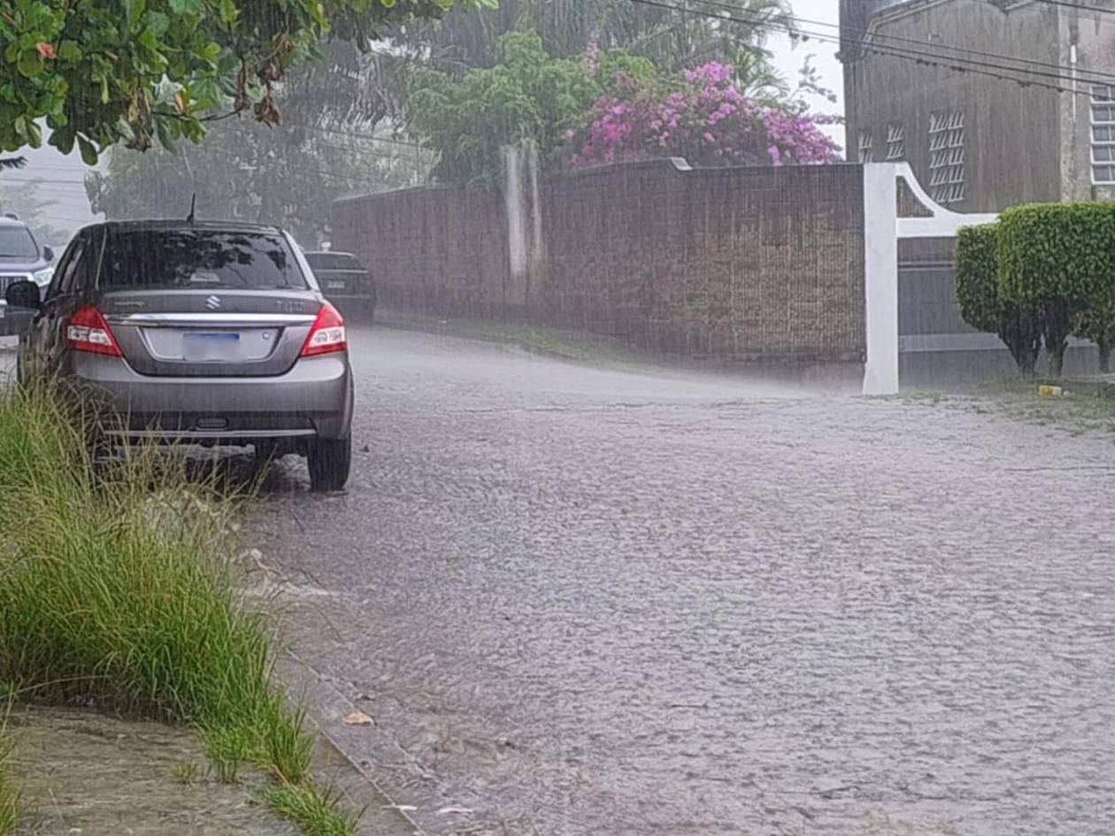 Lluvias afectan varias regiones de Honduras el jueves 16 de octubre