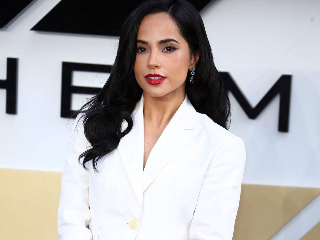 Becky G se solidariza con migrantes ante la política de Trump