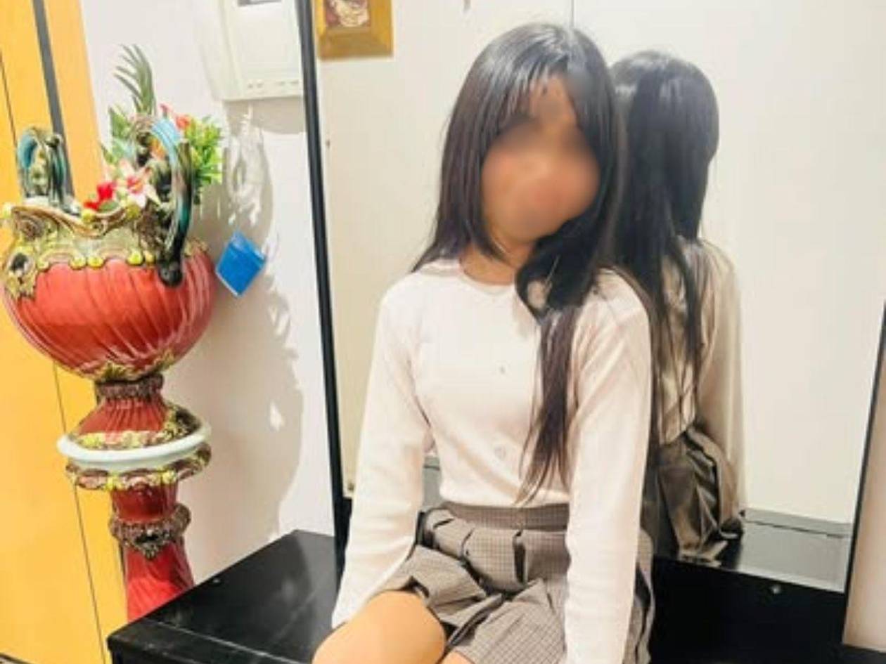 Investigan a padres de niña que fingió su secuestro; regresaron a España con el caso inconcluso