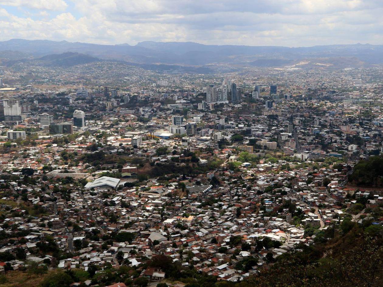 Mientras San José tendrá su metro eléctrico, Tegucigalpa seguirá en el caos vial