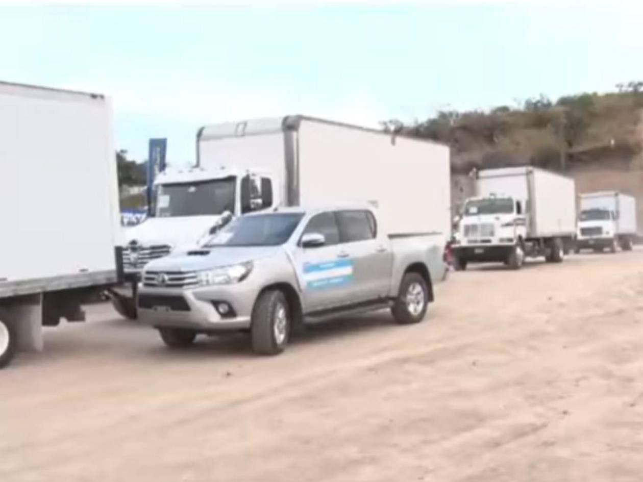 Llegan maletas electorales de 11 departamentos a la capital y colapsan el anillo periférico