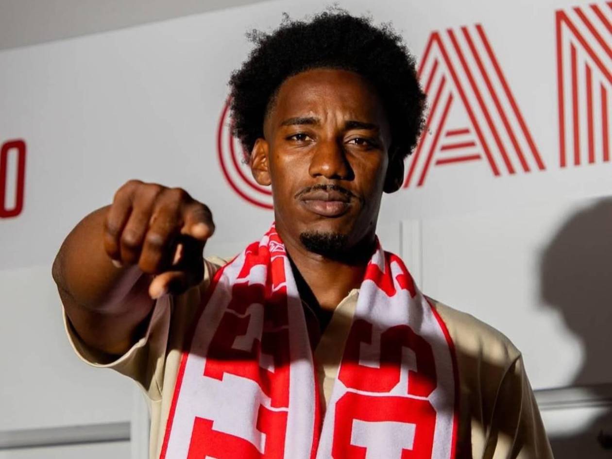 Delantero hondureño Bryan Róchez cambia de equipo: Firma nuevo contrato en Europa