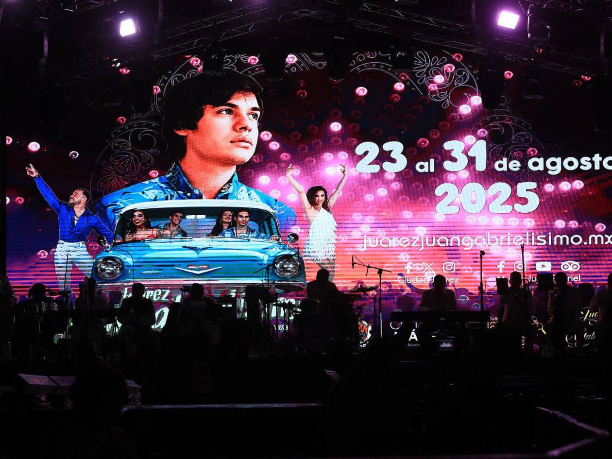 Seguidores de Juan Gabriel se reúnen en Ciudad Juárez a nueve años de su fallecimiento