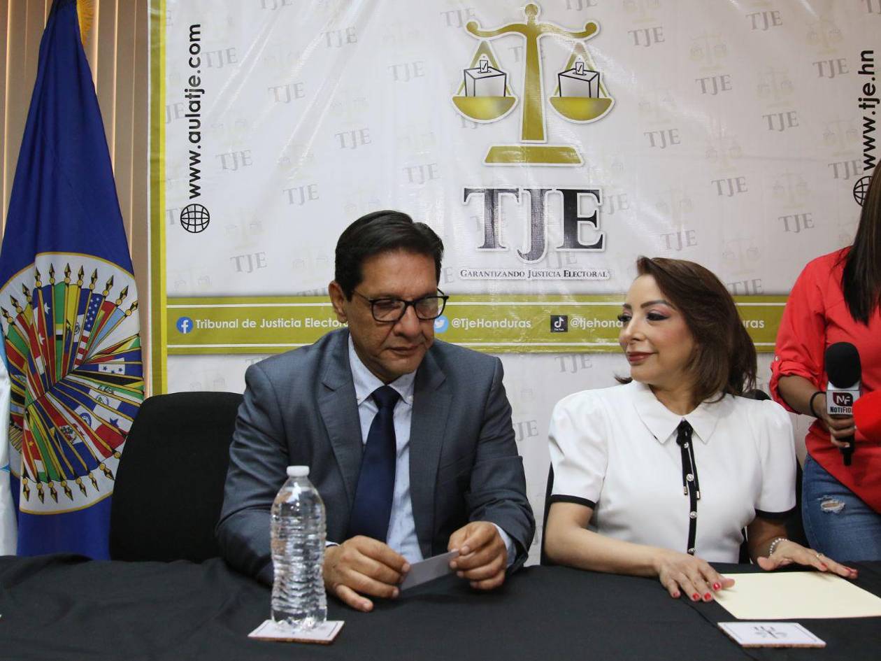 Defensa de magistrados del TJE asegura que solicitud de antejuicio es al margen de la ley