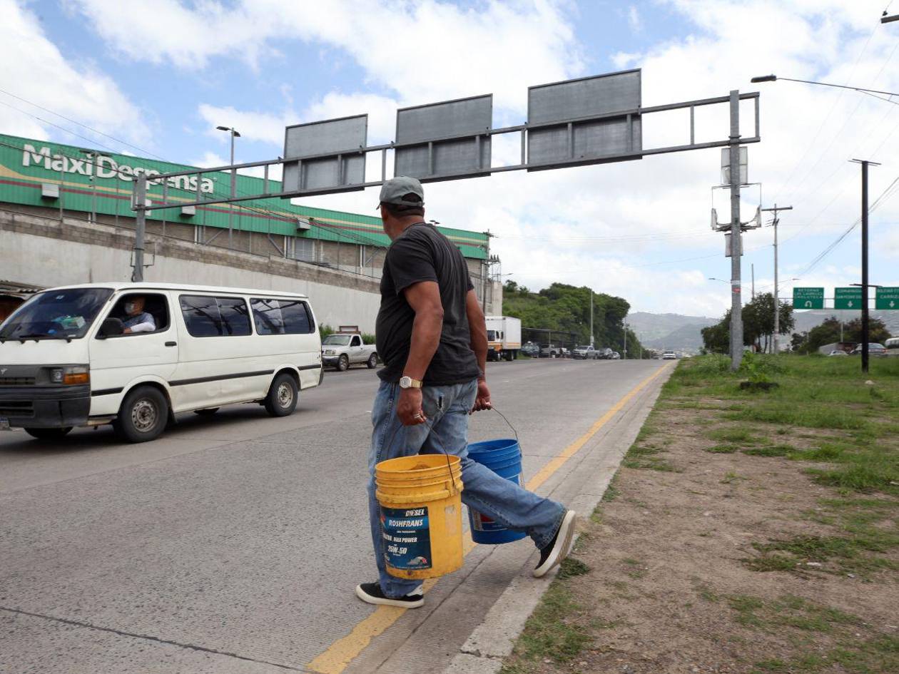 Al menos 15 colonias de Comayagüela exigen puente peatonal en el anillo periférico