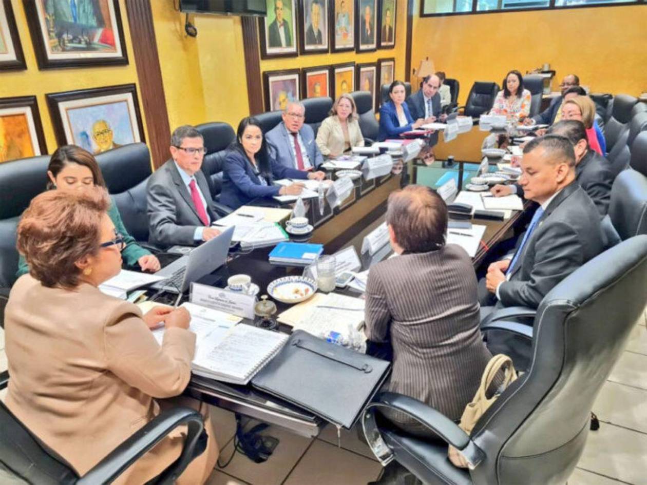 Nueve magistrados de la CSJ se ofrecen a conocer casos urgentes aún en vacaciones