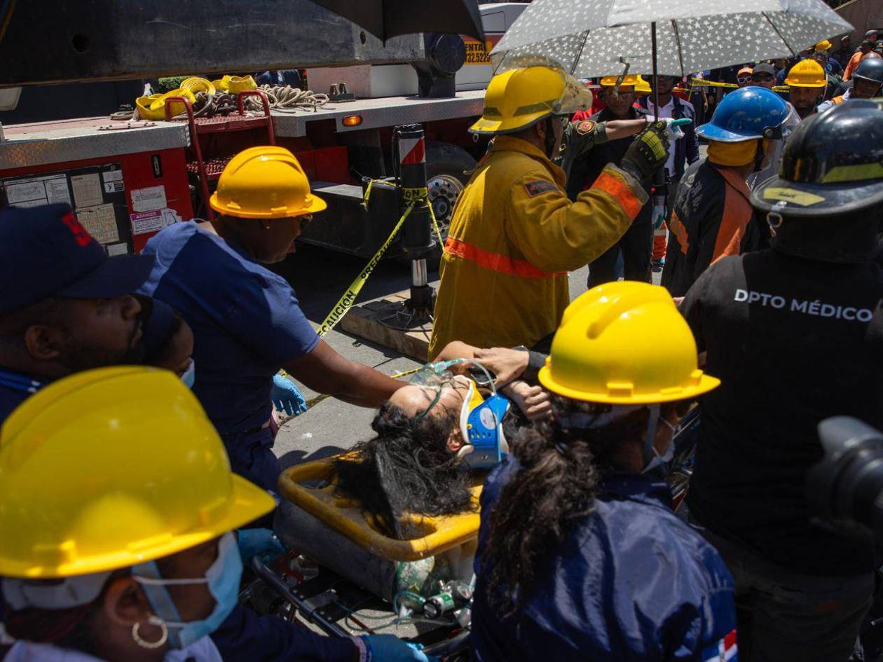 El Salvador se solidariza con los dominicanos por accidente en discoteca