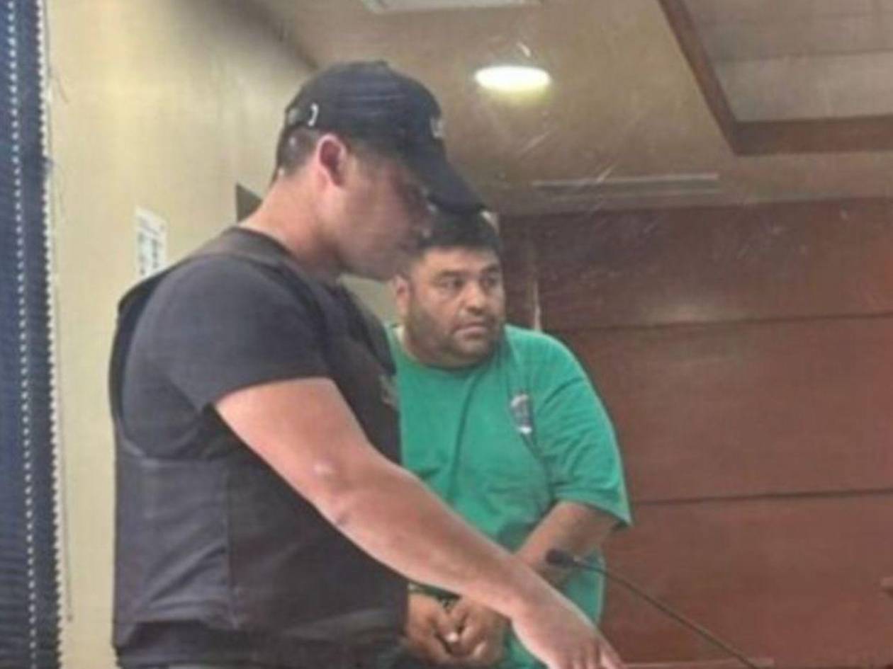 Condenan a prisión a pastor que abusaba sexualmente de sus hijas, sobrina y esposa en Chile