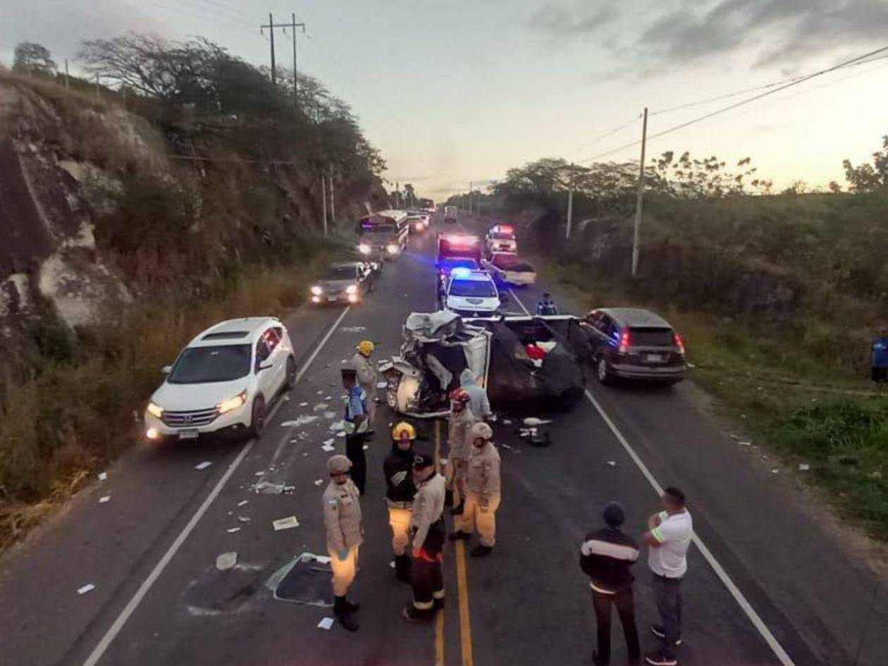 Dos muertos y un herido deja accidente de tránsito en la carretera a Olancho