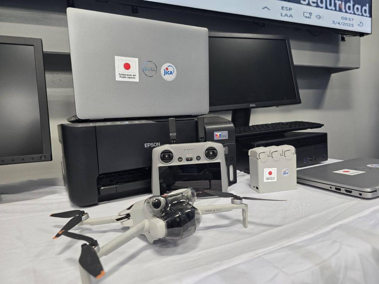 Japón dona equipo tecnológico a la Policía para combatir el lavado de activos