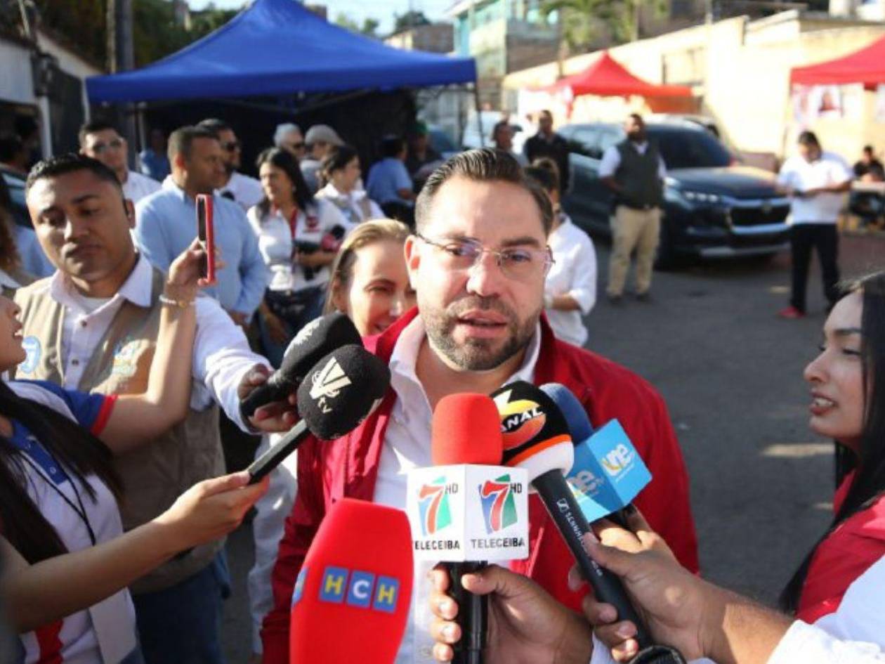 Jorge Cálix pide al CNE resolver atrasos en entrega de maletas electorales