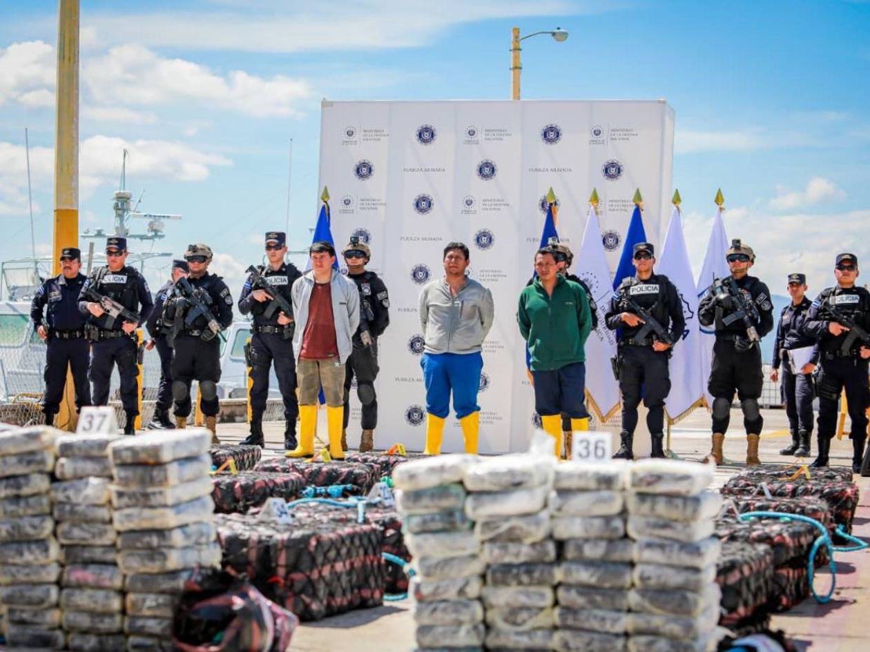 El Salvador ha incautado 73 toneladas de droga durante la gestión de Bukele, dice Gobierno