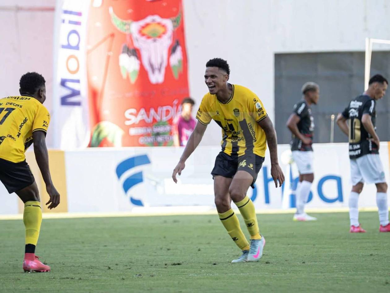 Real España derrota a Marathón en el clásico sampedrano y lo baja de las nubes