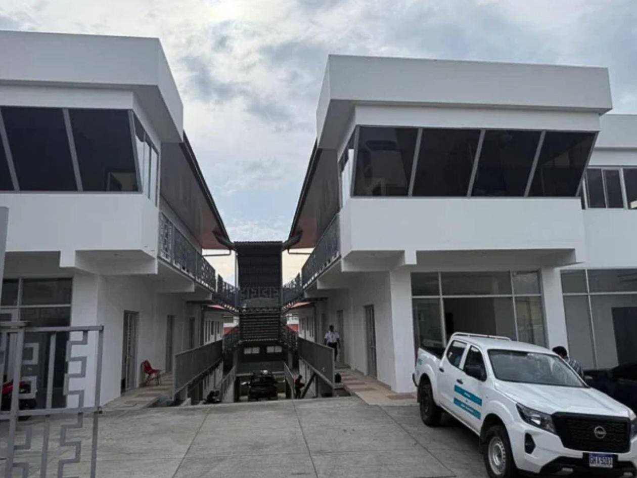 El Seguro Social inaugura el primer policlínico en Santa Rosa de Copán