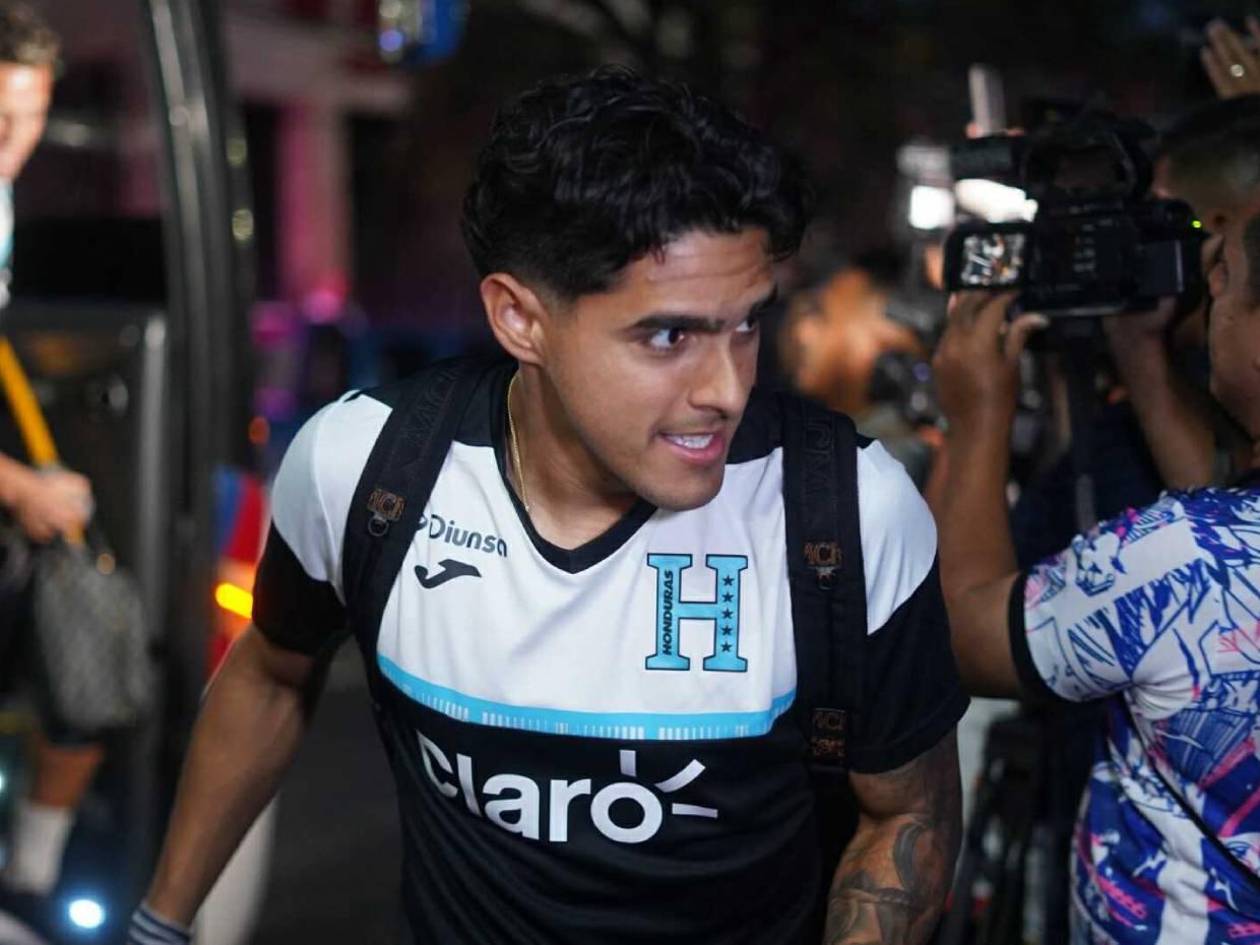 Luis Palma fue sorprendido en el hotel de concentración de la H previo al Honduras vs Costa Rica